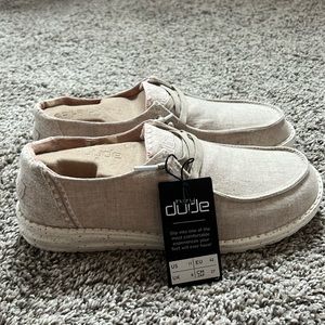 NWT Women’s Hey Dude’s Wendy Dusty Inca Size 11